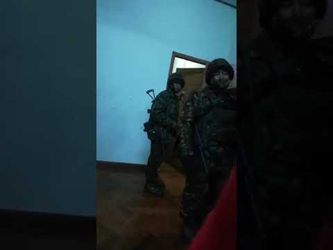 【現地映像】ミャンマーでクーデター　武装した軍の兵士が大臣を拘束しようと自宅に押し入り　その瞬間を家族が撮影