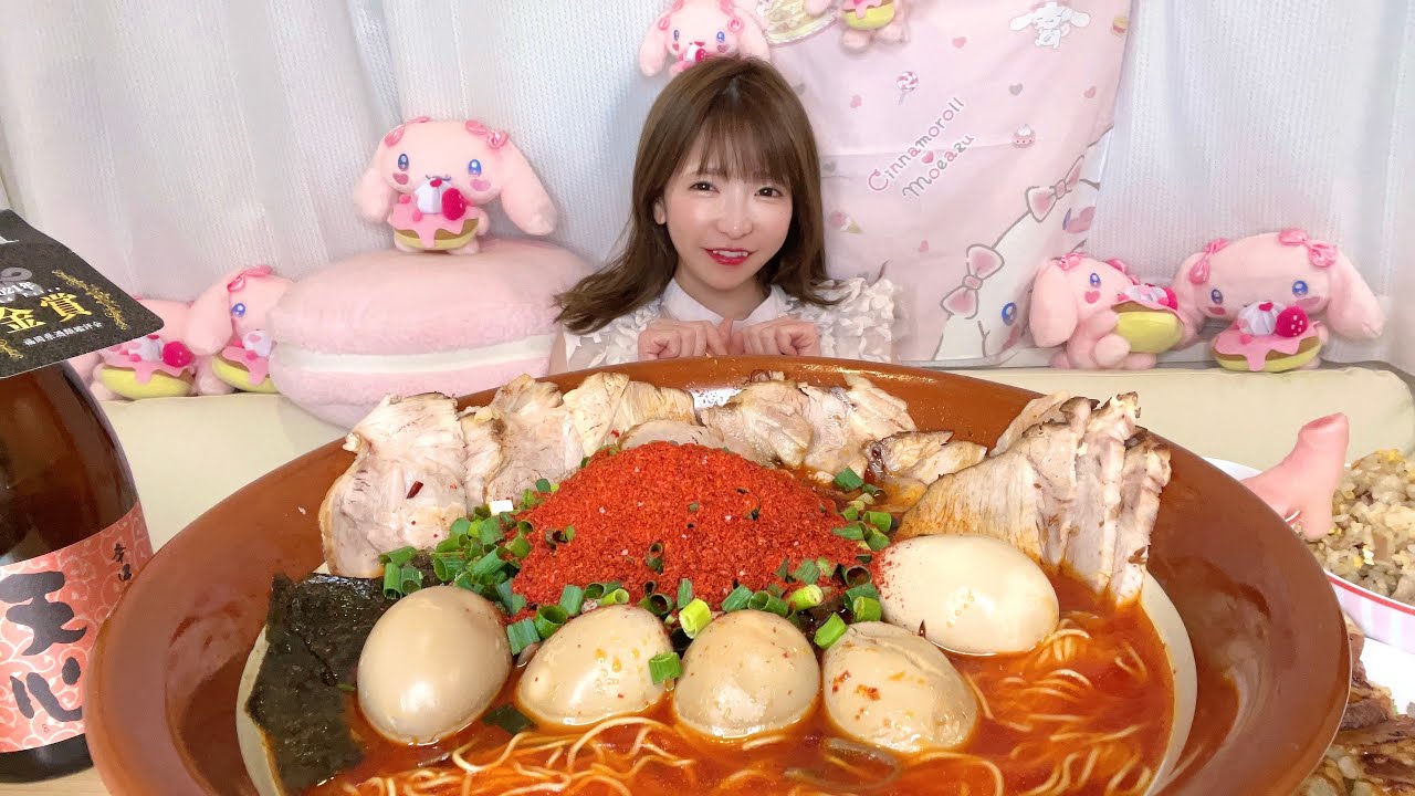 【大食い】博多豚骨ラーメン激辛【もえあず】