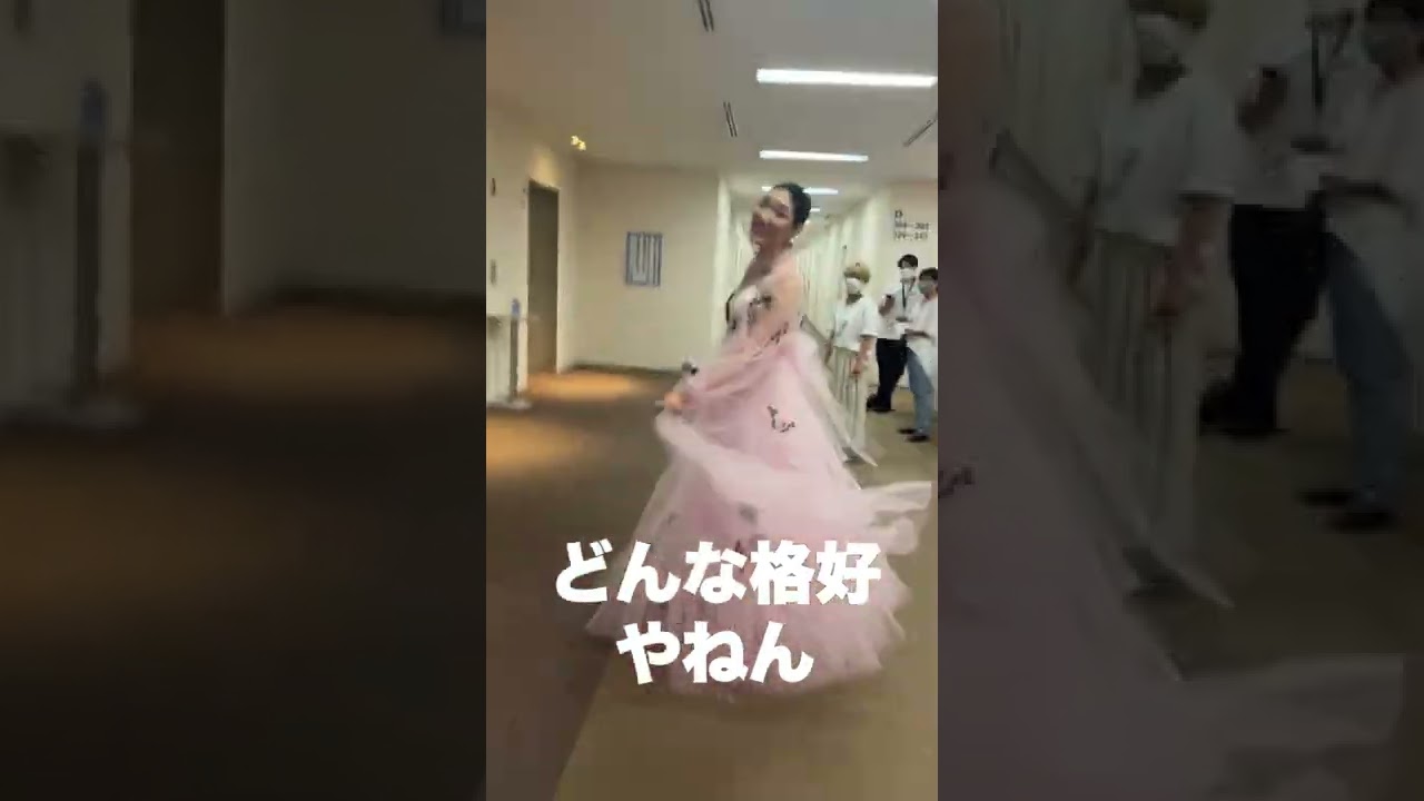普通のバラエティ番組でゴリゴリのドレスを着るアンミカさん