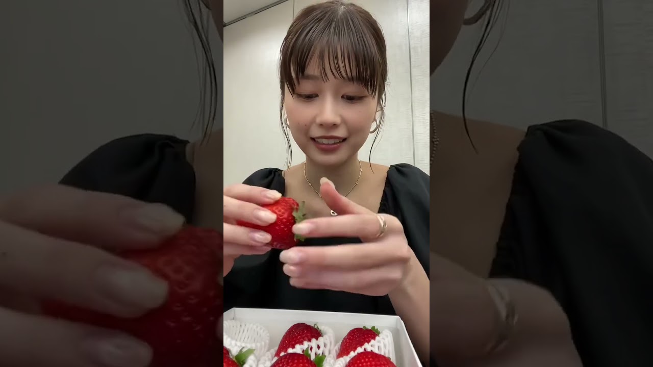 イチゴを食べるだけの動画🍓 #オフショット #週プレ #vlog