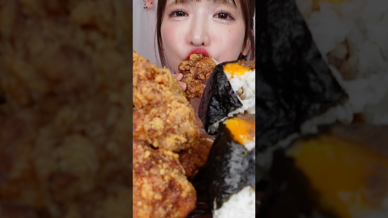 からあげを食べ続ける女