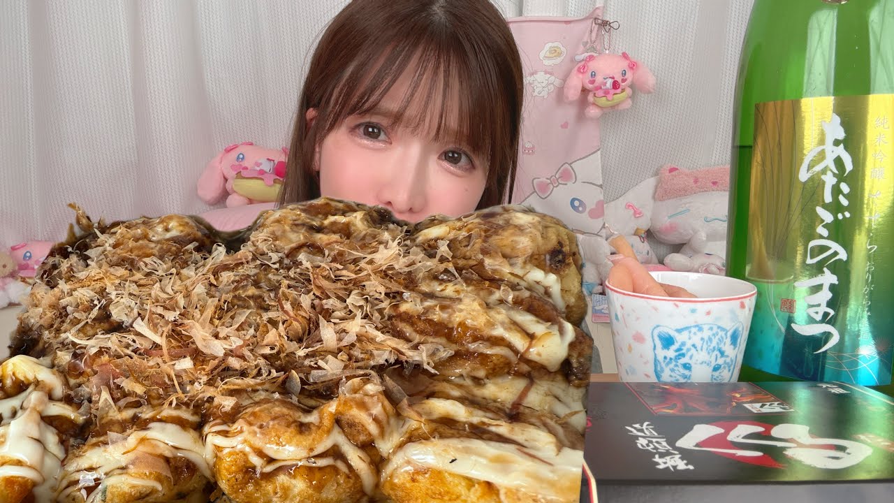 たこ焼き食べたりしながら生配信♡