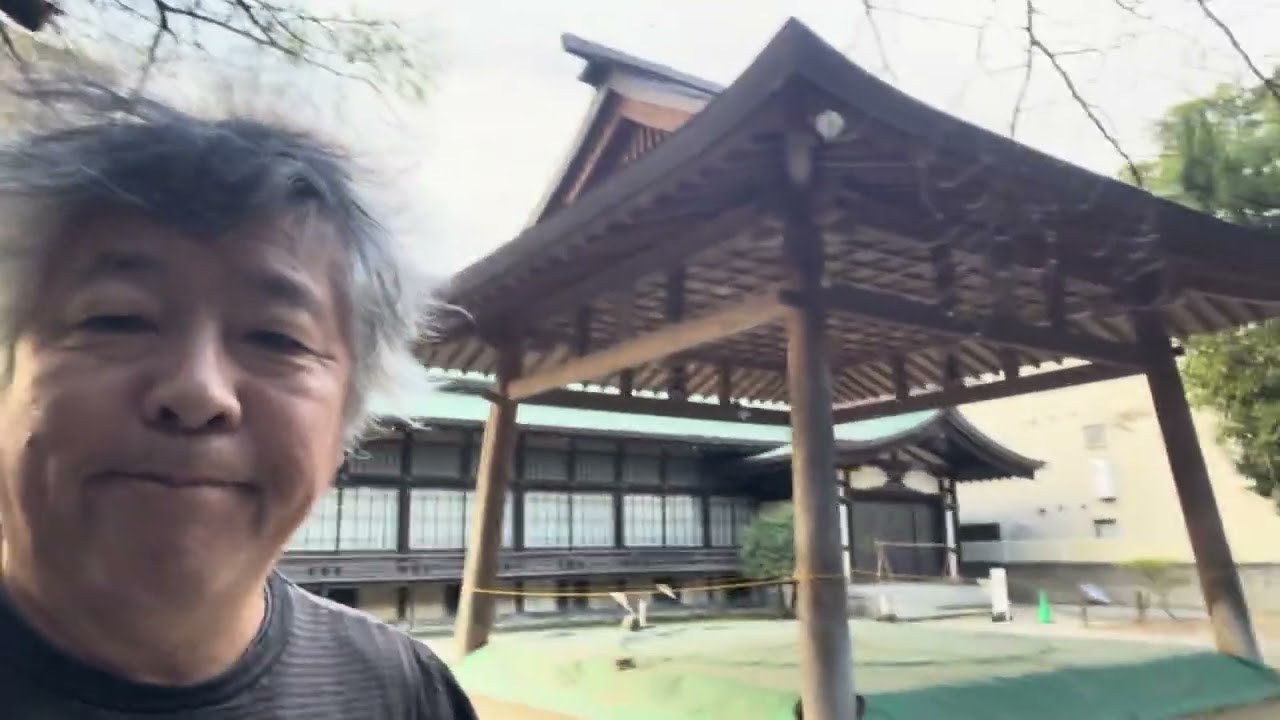 #旅ラン  寒い朝、博多駅近くから、住吉神社まで、晩秋の色に魅せられて