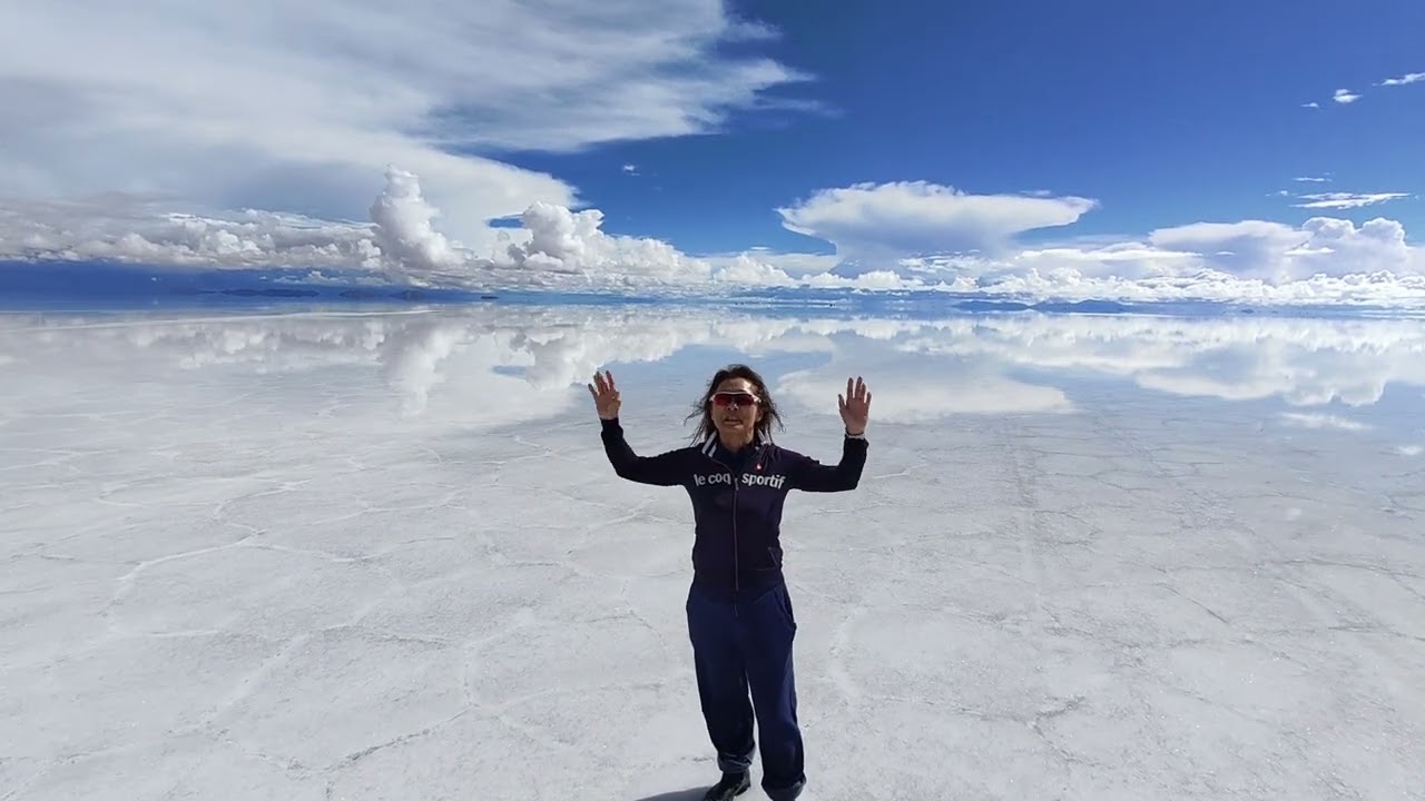 ボリビアのウユニ塩湖にやってきました。景色も何もかも最高すぎる。
