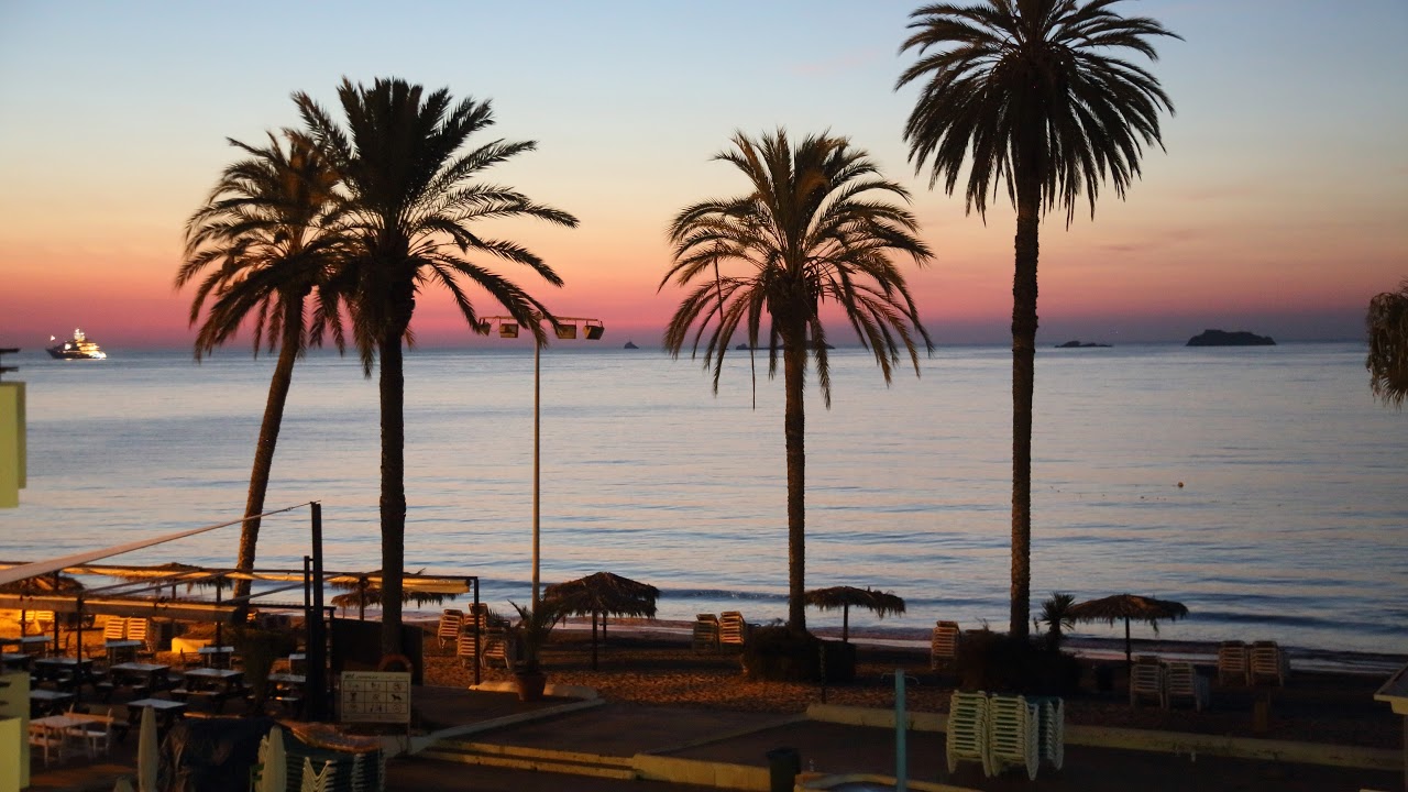 夢を見るには覚める必要がある