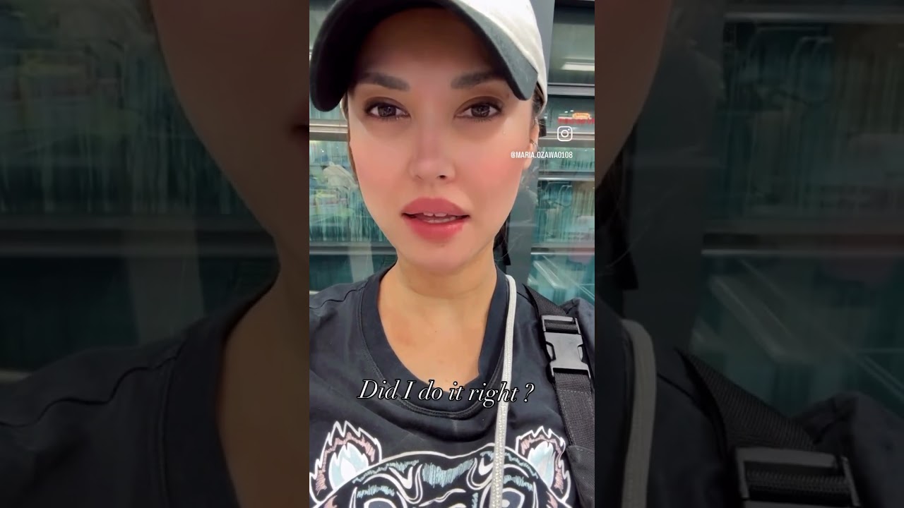 Nothing to do at the airport … did I do the trend right …?