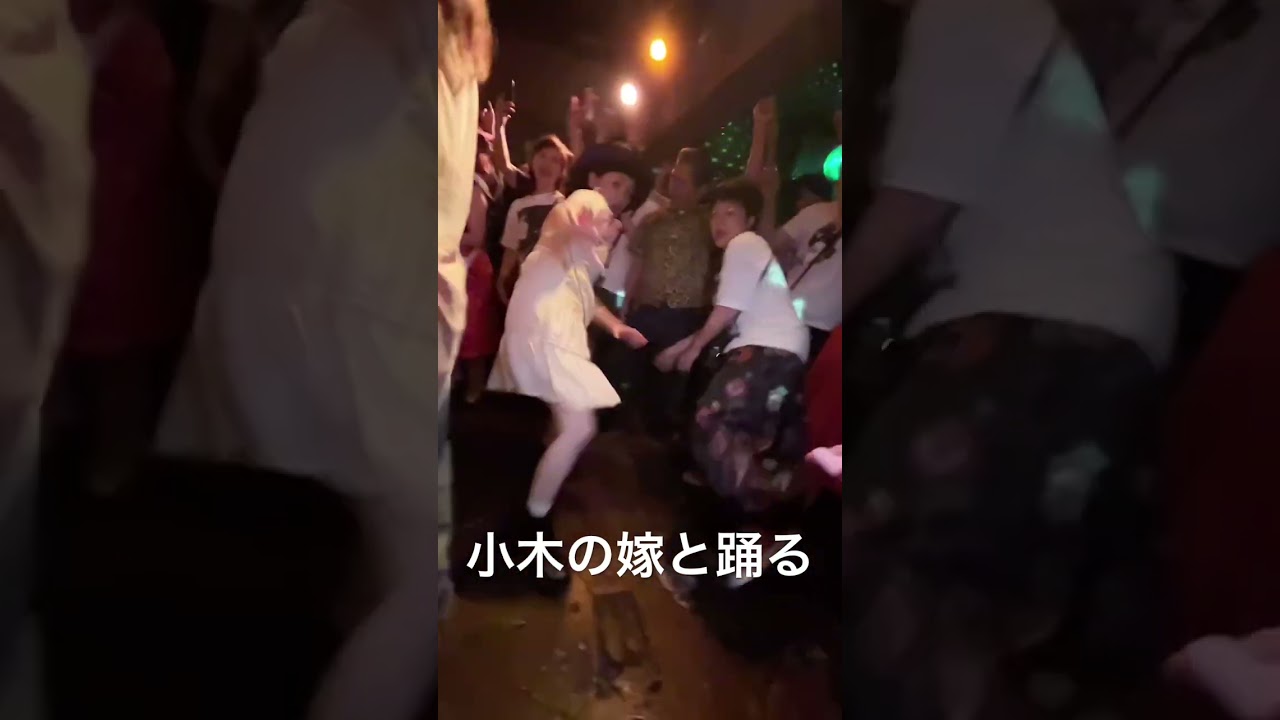 ※千秋はお酒を一滴も飲んでいません #レッツヤン はピチカートファイブの小西康陽さん主催の歌謡曲ナイト🕺🏻2ヶ月に一度のお楽しみ🖤