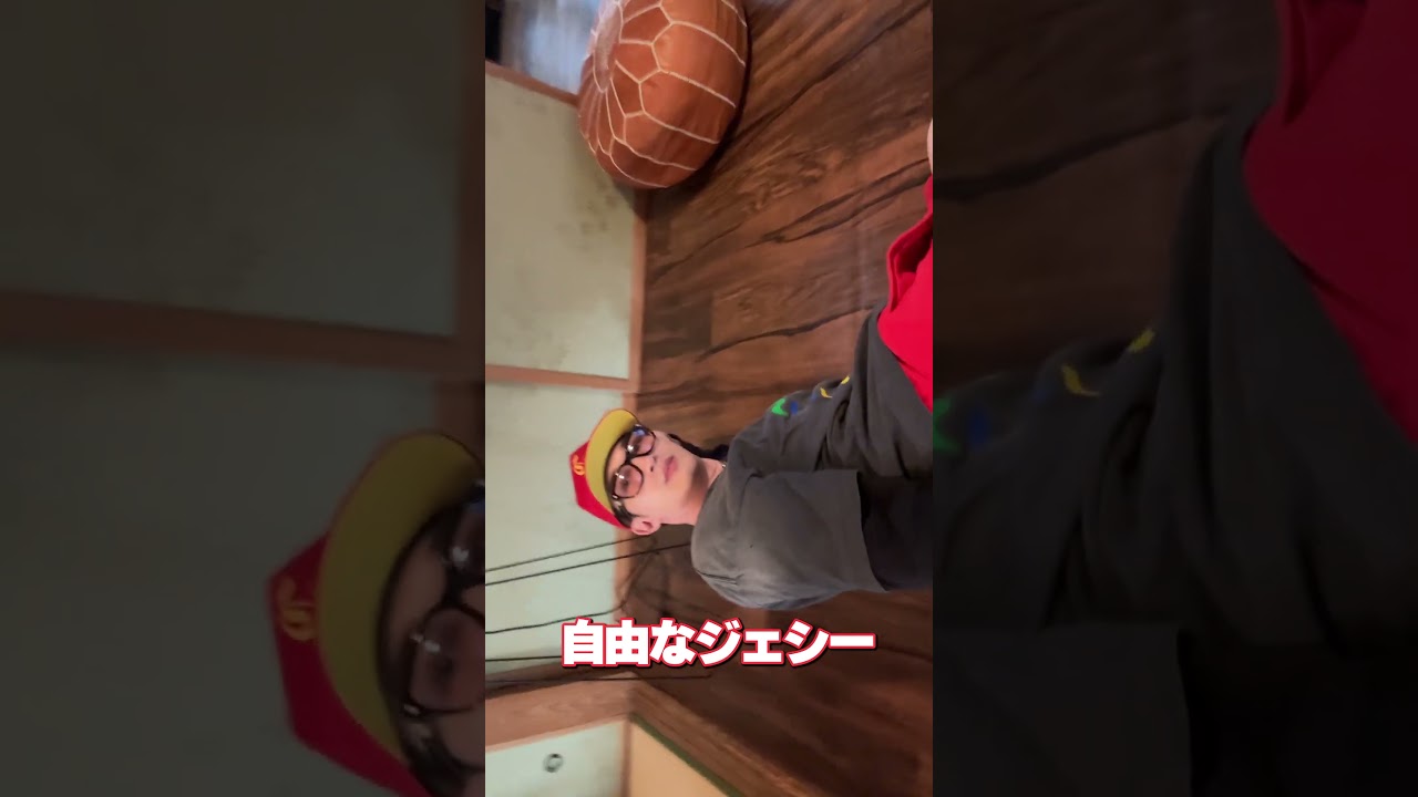 SixTONES oﬃcial【自撮りカム】アップのお顔お見せします！