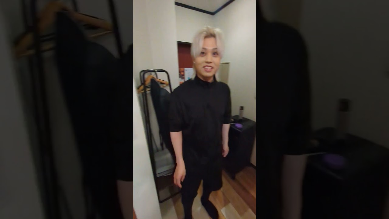 楽屋にサウナ！？TAKUYAの様子が変…