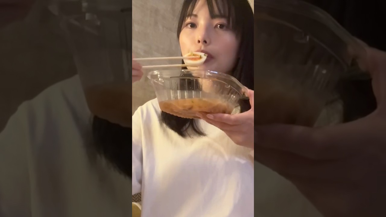 【啜る】【コンビニ】【冷麺】