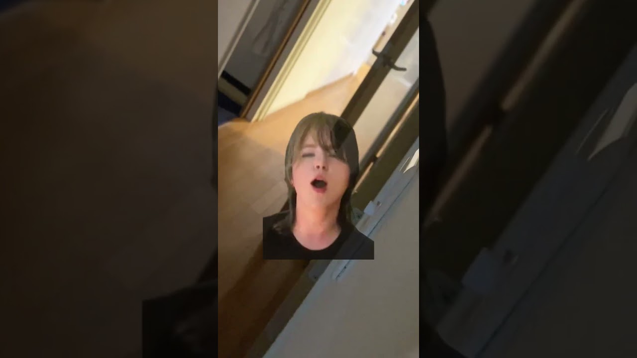 Whos that in the kitchen?