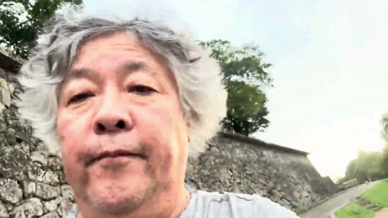 #旅ラン　すばらしい熊本県人吉市の御城跡、とカヌー行き交う川の風景。２０２５年９月出走。