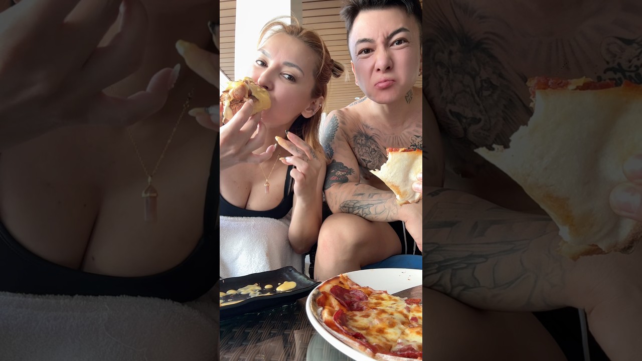 Happy Holidays🎄✨☘️ #mariaozawaofficial #eatingeating