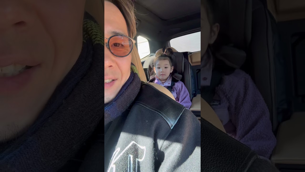 照れまくる2歳次女